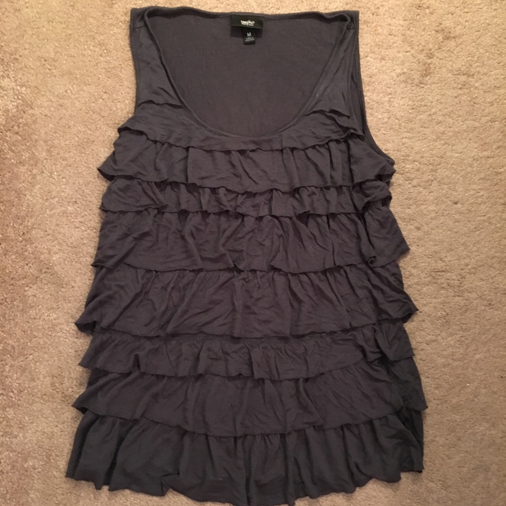 Ruffled sleeveless top